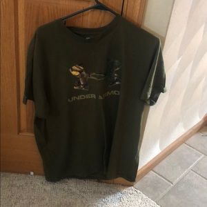Under Armour t shirt